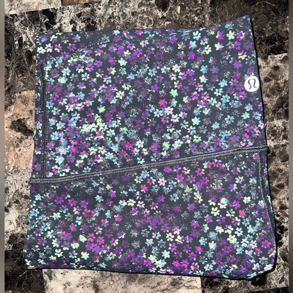 LULULEMON WUNDER UNDER HIGH RISE LEGGINGS FLORAL SIZE 10 EUC - Picture 6 of 6